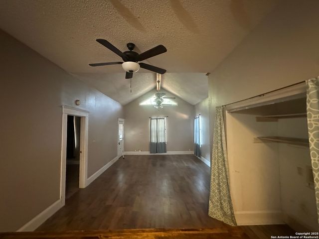 234 E Sayers, San Antonio, TX 78214
