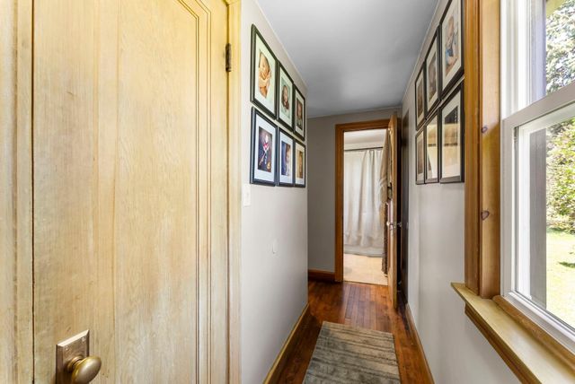 326 4th Avenue NE, Cambridge, MN 55008