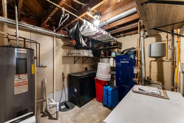 326 4th Avenue NE, Cambridge, MN 55008