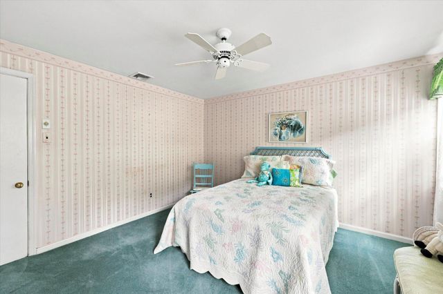 809 CLOVERLY RD, Berwyn, PA 19312
