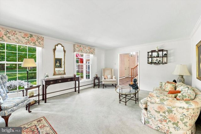 809 CLOVERLY RD, Berwyn, PA 19312