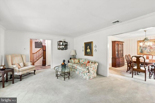 809 CLOVERLY RD, Berwyn, PA 19312