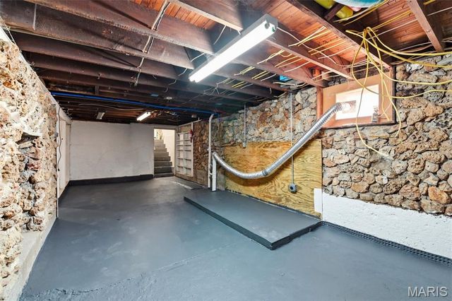 1036 Wachtel Avenue, St Louis, MO 63125