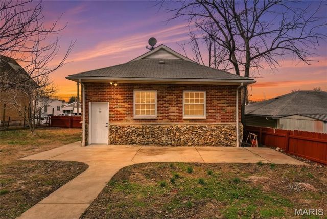 1036 Wachtel Avenue, St Louis, MO 63125