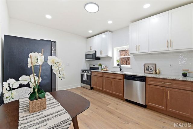 1036 Wachtel Avenue, St Louis, MO 63125