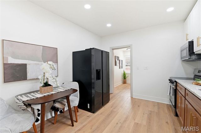 1036 Wachtel Avenue, St Louis, MO 63125