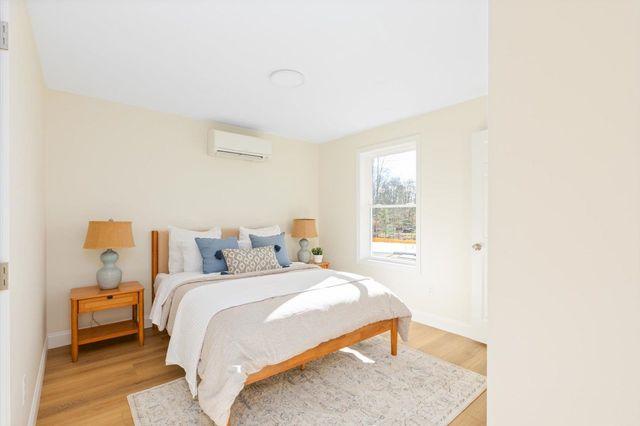 19 Lucy Lane, Peterborough, NH 03458