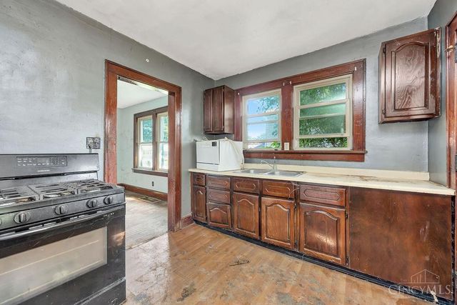 5807 Elder Street, Fairfax, OH 45227