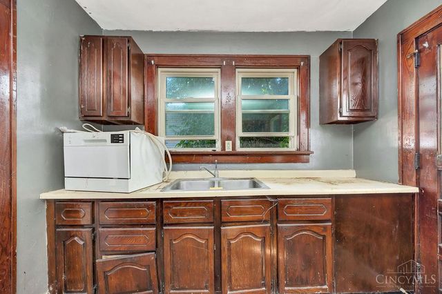 5807 Elder Street, Fairfax, OH 45227