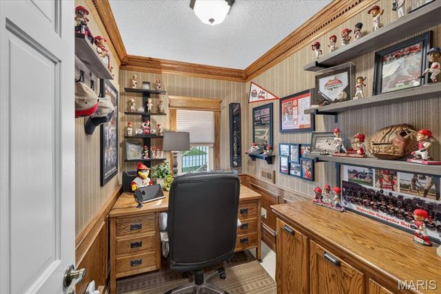 525 Country Manor Drive, St Peters, MO 63376
