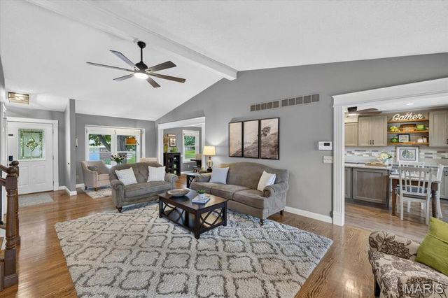 525 Country Manor Drive, St Peters, MO 63376