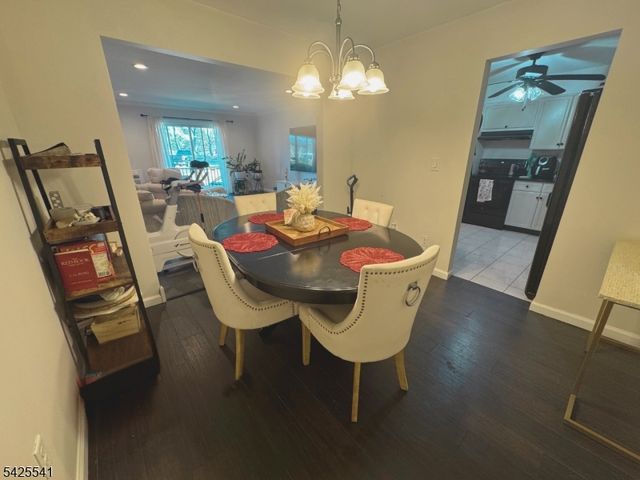 806 Eves Dr 2H, Hillsborough Twp., NJ 08844
