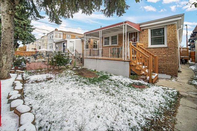 3210 N Narragansett Avenue, Chicago, IL 60634