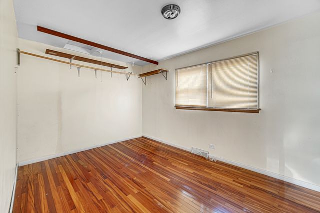 3210 N Narragansett Avenue, Chicago, IL 60634