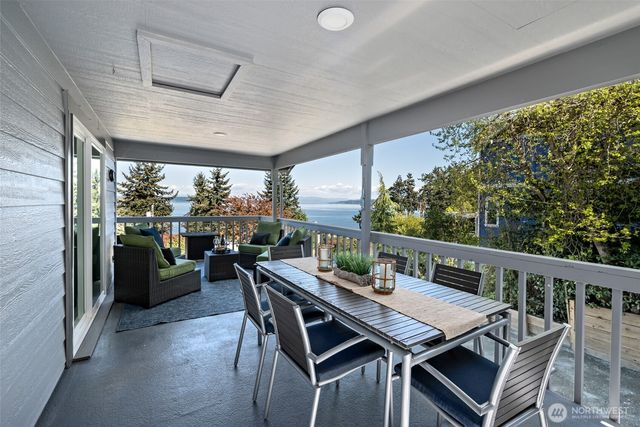 315 Marine Drive, Coupeville, WA 98239