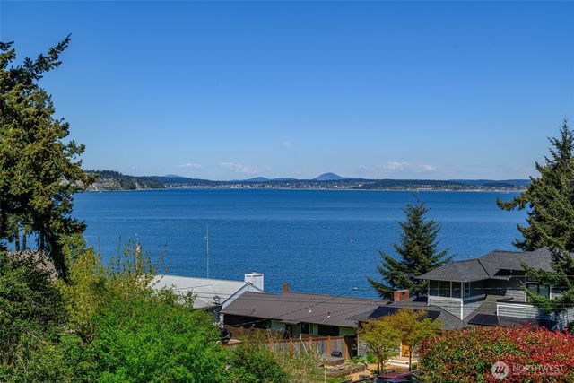 315 Marine Drive, Coupeville, WA 98239