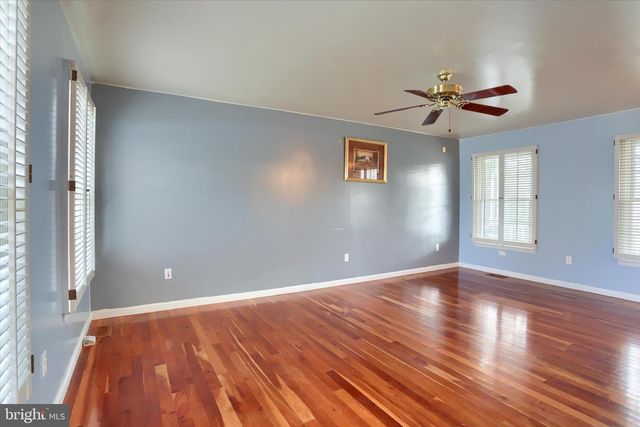 112 GRAYSTONE DR, Hummelstown, PA 17036