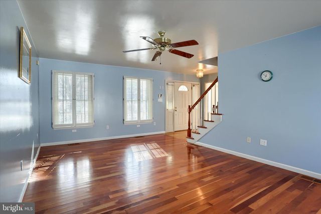 112 GRAYSTONE DR, Hummelstown, PA 17036