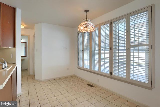 112 GRAYSTONE DR, Hummelstown, PA 17036