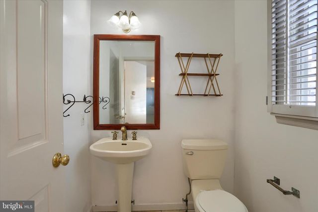 112 GRAYSTONE DR, Hummelstown, PA 17036