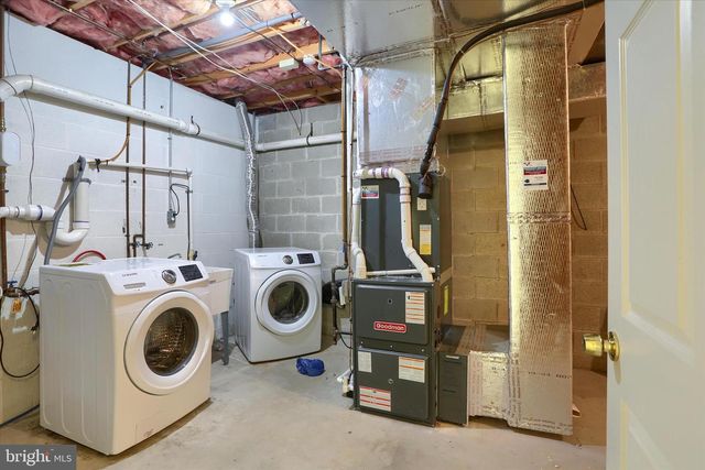 112 GRAYSTONE DR, Hummelstown, PA 17036