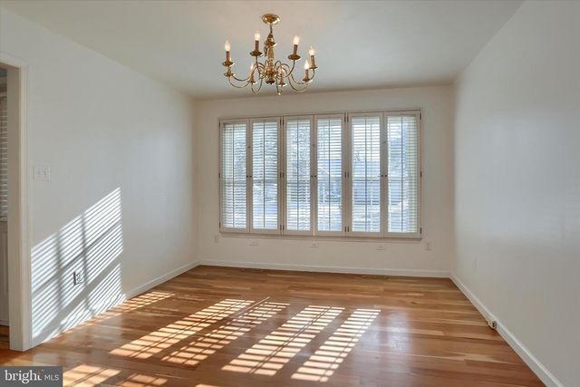 112 GRAYSTONE DR, Hummelstown, PA 17036