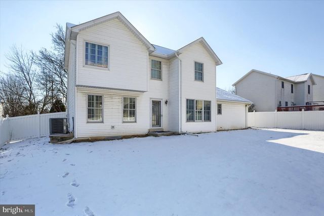 112 GRAYSTONE DR, Hummelstown, PA 17036