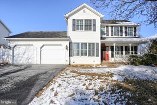 112 GRAYSTONE DR, Hummelstown, PA 17036