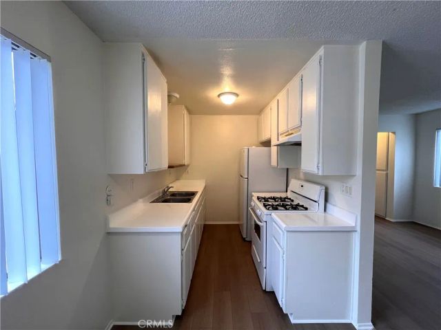 1637 W 227th Street 11, Torrance, CA 90501