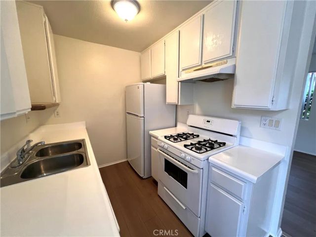 1637 W 227th Street 11, Torrance, CA 90501