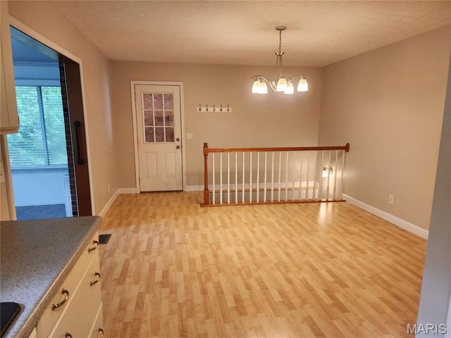 12 Michael Court, Bethalto, IL 62010