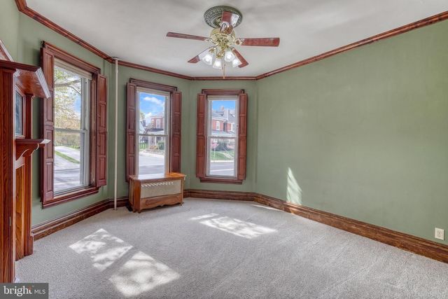453 CARLISLE ST, Hanover, PA 17331