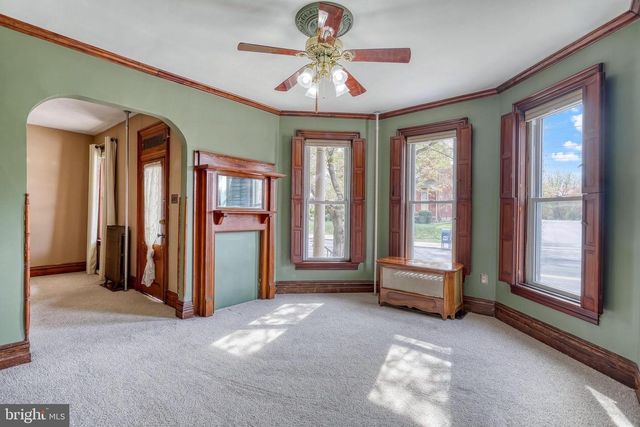 453 CARLISLE ST, Hanover, PA 17331
