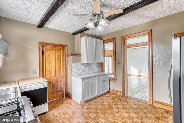 453 CARLISLE ST, Hanover, PA 17331