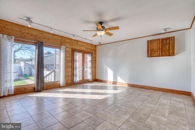 453 CARLISLE ST, Hanover, PA 17331