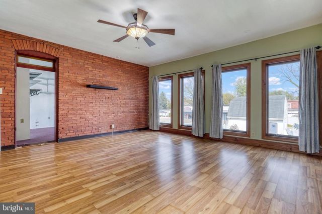 453 CARLISLE ST, Hanover, PA 17331
