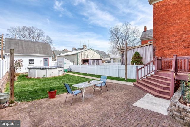 453 CARLISLE ST, Hanover, PA 17331