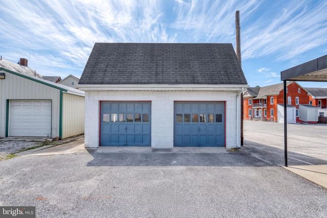 453 CARLISLE ST, Hanover, PA 17331