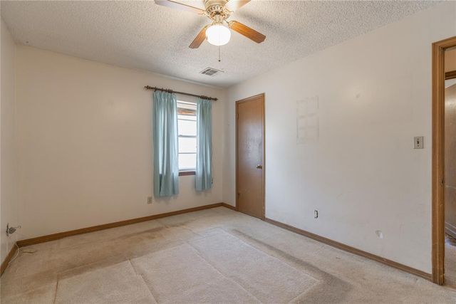 5920 N College Street, Oklahoma City, OK 73122