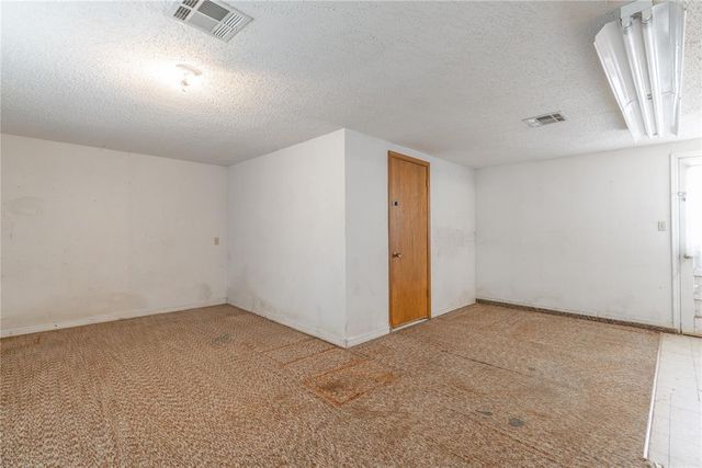 5920 N College Street, Oklahoma City, OK 73122