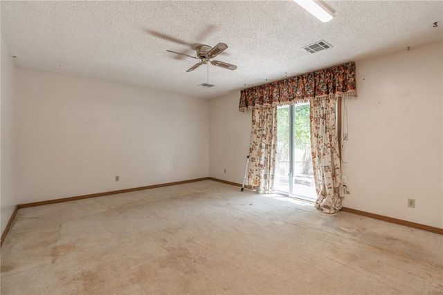 5920 N College Street, Oklahoma City, OK 73122