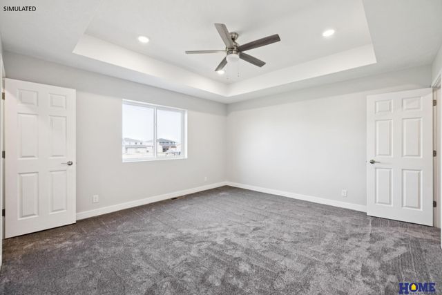 1825 E 9th Street, Hickman, NE 68372