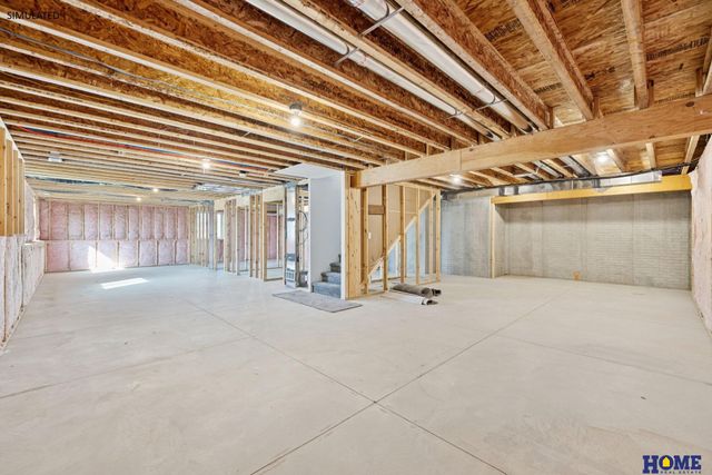 1825 E 9th Street, Hickman, NE 68372