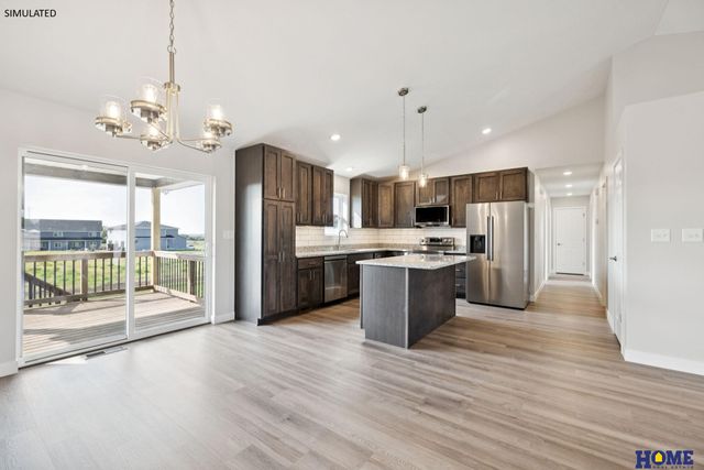 1825 E 9th Street, Hickman, NE 68372