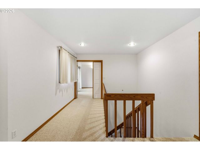 615 Sw SEABIRD Dr, Bandon, OR 97411