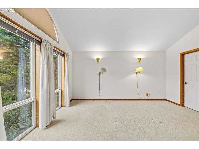 615 Sw SEABIRD Dr, Bandon, OR 97411