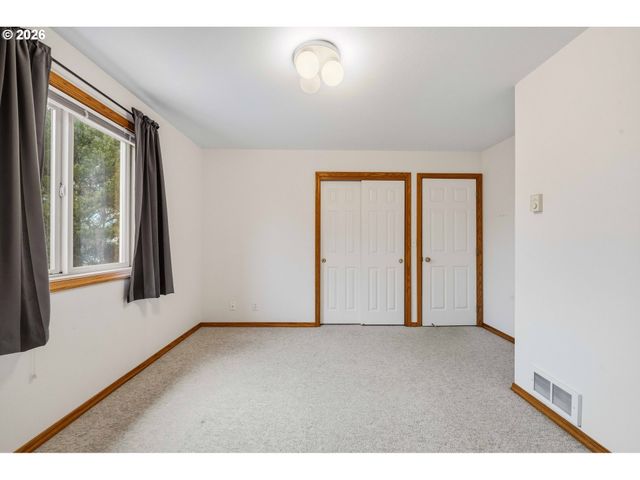 615 Sw SEABIRD Dr, Bandon, OR 97411