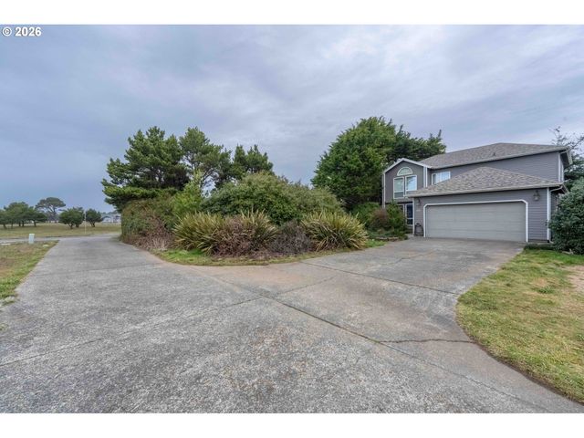 615 Sw SEABIRD Dr, Bandon, OR 97411