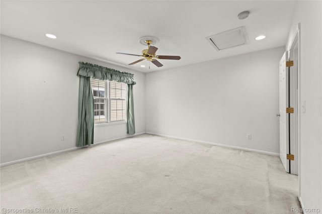 6166 Natures Cove, Grand Blanc, MI 48439