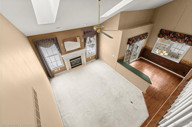 6166 Natures Cove, Grand Blanc, MI 48439